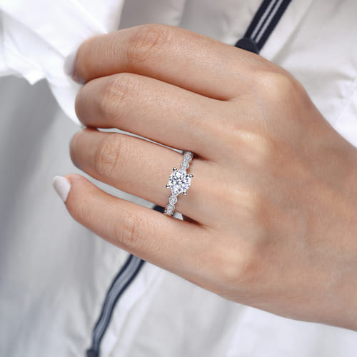 14K White Gold Round Diamond Engagement Ring