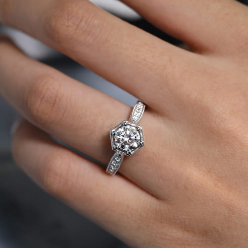14K White Gold Round Diamond Engagement Ring