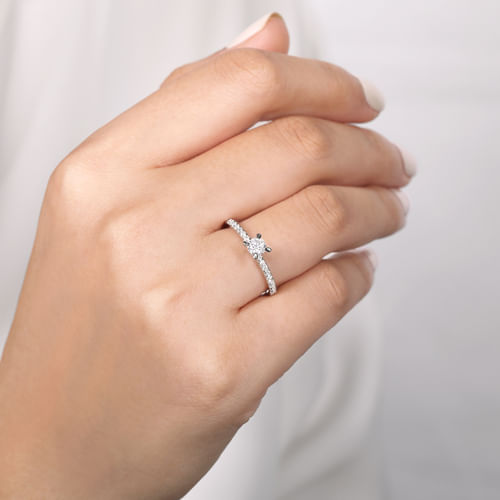 14K White Gold Round Diamond Engagement Ring