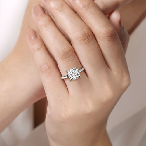 14K White Gold Round Diamond Engagement Ring