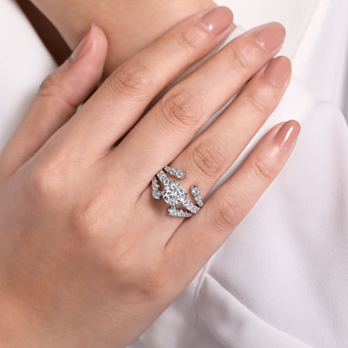 14K White Gold Round Diamond Engagement Ring