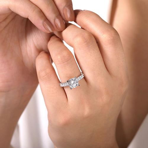 14K White Gold Round Diamond Engagement Ring