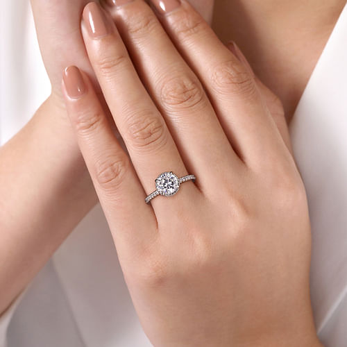 14K White Gold Round Diamond Engagement Ring