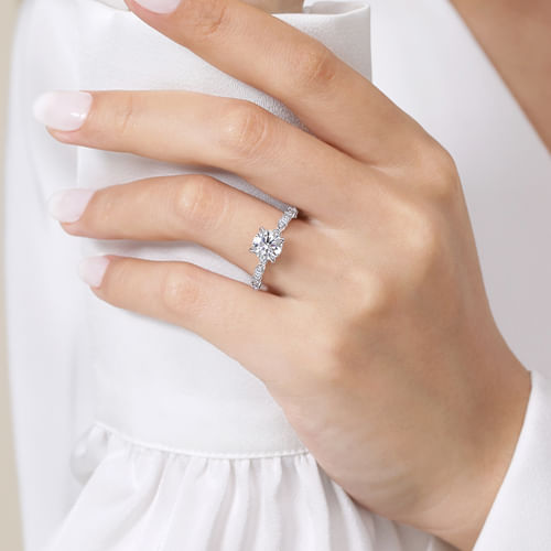14K White Gold Round Diamond Engagement Ring