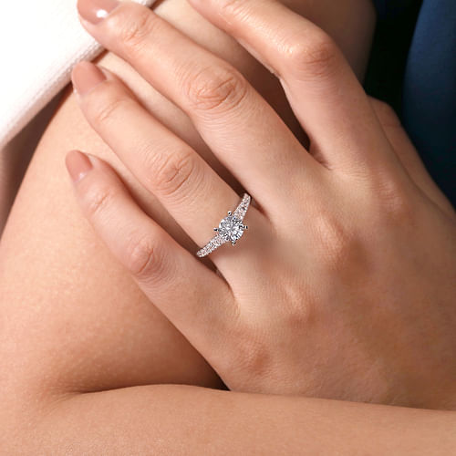 14K White Gold Round Diamond Engagement Ring