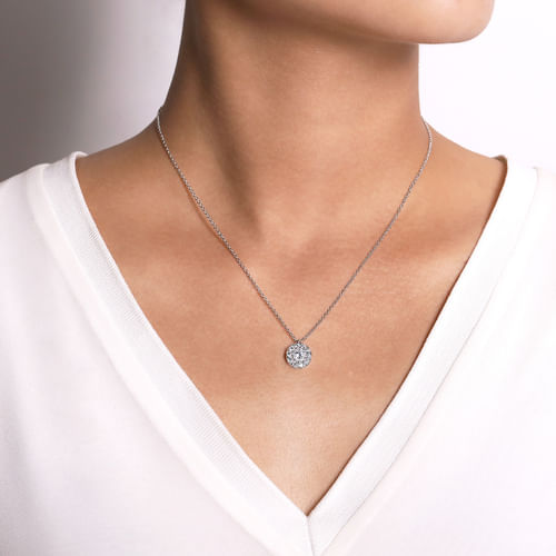 14K White Gold Round Diamond Halo Pendant Necklace