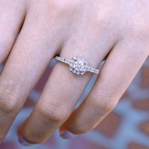 14K White Gold Round Halo Complete Diamond Engagement Ring