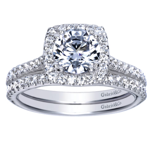 14K White Gold Round Halo Diamond Engagement Ring