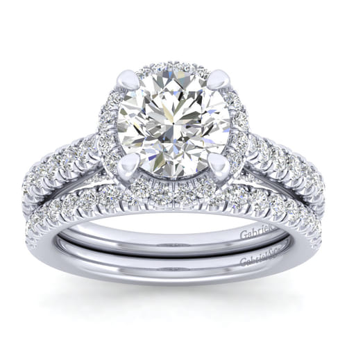 14K White Gold Round Halo Diamond Engagement Ring 14K White Gold Round Halo Diamond Engagement Ring