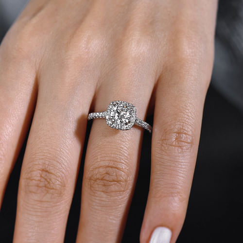 14K White Gold Round Halo Diamond Engagement Ring