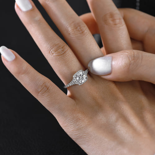 14K White Gold Round Halo Diamond Engagement Ring