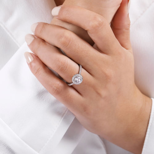 14K White Gold Round Halo Diamond Engagement Ring