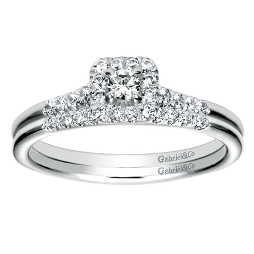14K White Gold Round Halo Diamond Engagement Ring