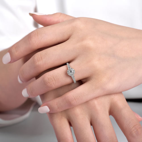 14K White Gold Round Halo Diamond Engagement Ring