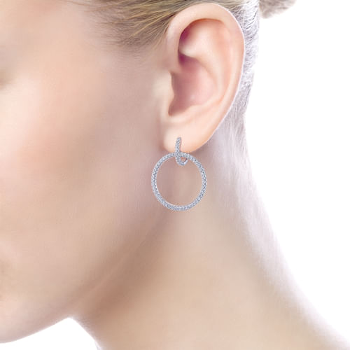 14K White Gold Round Linked Pavé 30mm Diamond Huggie Drop Earrings