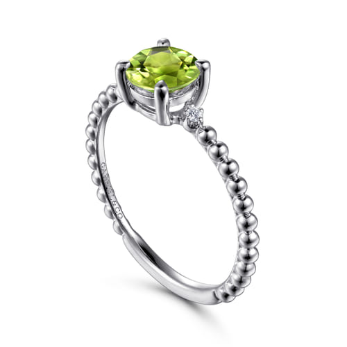 14K White Gold Round Peridot and Diamond Bujukan Promise Ring