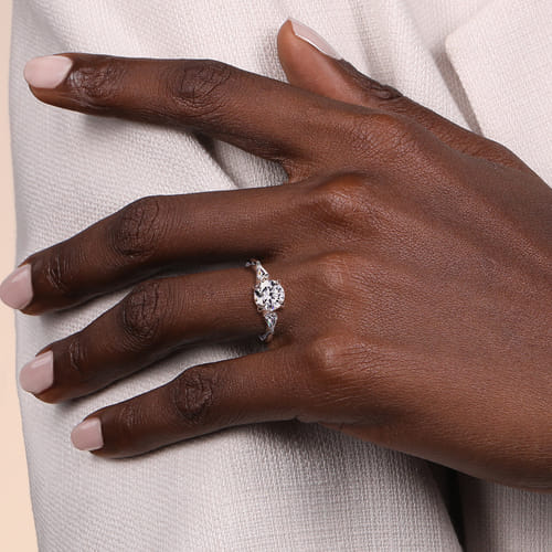 14K White Gold Round Three Stone Diamond Engagement Ring with Kite Side Stones