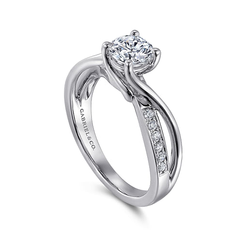 14K White Gold Round Twisted Diamond Engagement Ring