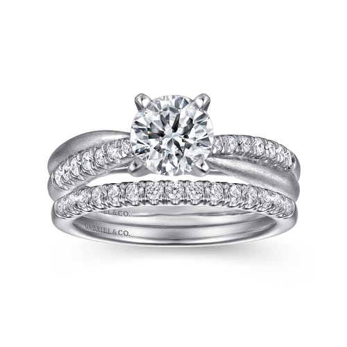14K White Gold Round Twisted Diamond Engagement Ring 14K White Gold Round Twisted Diamond Engagement Ring