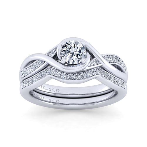 14K White Gold Round Twisted Diamond Engagement Ring