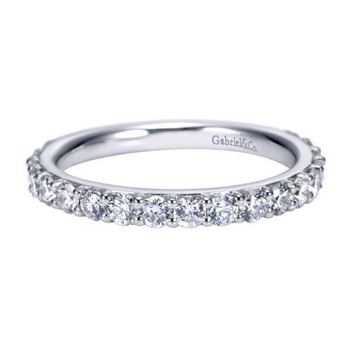 14K White Gold Shared Prong 19 Stone Diamond Wedding Band