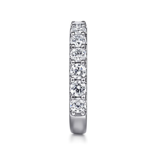 14K White Gold Shared Prong Diamond Wedding Band