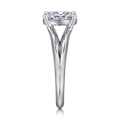 14K White Gold Split Shank Oval Diamond Engagement Ring