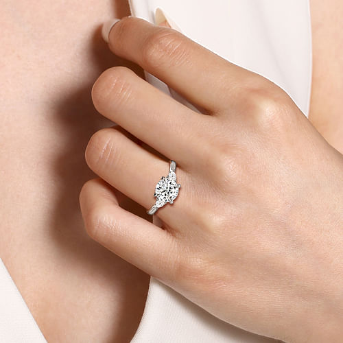 14K White Gold Three Stone Round Lotus Diamond Engagement Ring