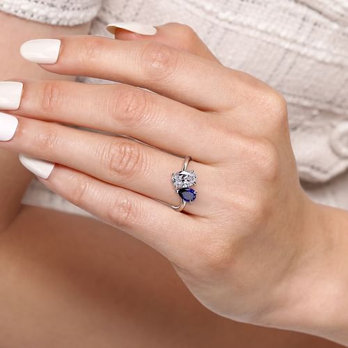14K White Gold Toi et Moi Oval Sapphire and Diamond Engagement Ring