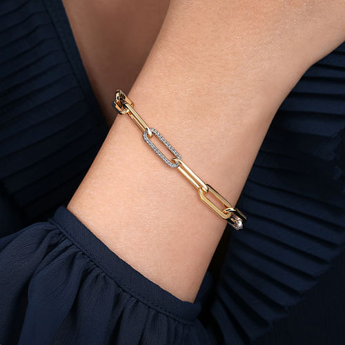 14K White-Yellow Gold Hollow Paperclip Chain Bracelet with Diamond Pavé Link Stations