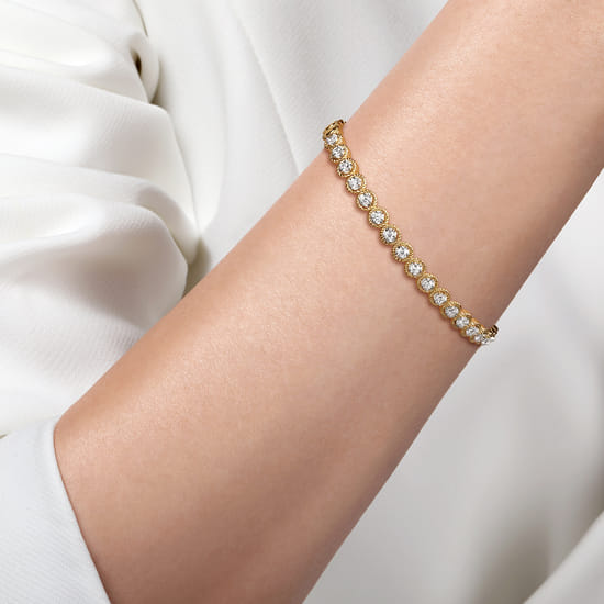 14K White and Yellow Gold Diamond Rope Bangle angle 4
