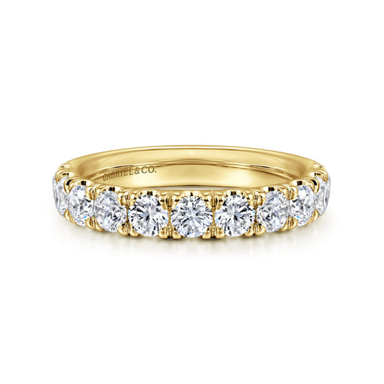 14K Yellow Gold 11 Stone French Pavé Set Diamond Wedding Band