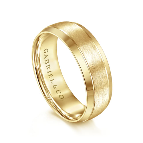 14K Yellow Gold 7mm - Beveled Edge Men's Wedding Band in Horizontal Brush Finish