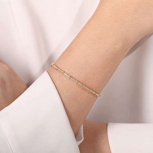 14K Yellow Gold Alternating Geometric Stations Diamond Bangle