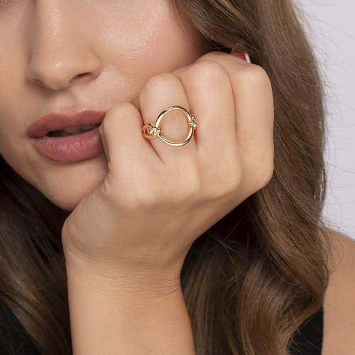 14K Yellow Gold Bujukan Link Chain Ring