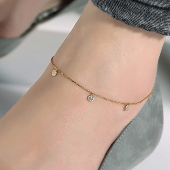 14K Yellow Gold Chain Ankle Bracelet with Round Hammered and Diamond Disc Drops angle 3
