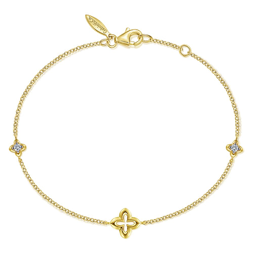 14K Yellow Gold Chain Bracelet with White Sapphire Clover Stations