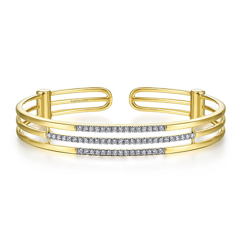 14K Yellow Gold Chain Link Bangle with Diamond Frame