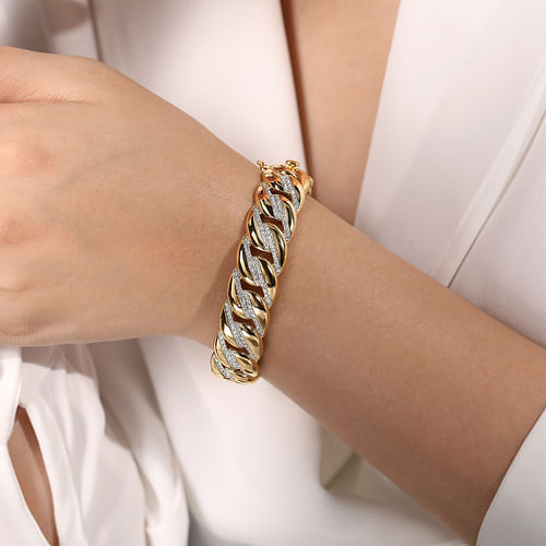 14K Yellow Gold Chain Link Bangle with Diamond Pavé Stations