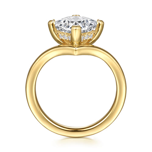 14K Yellow Gold Chevron Princess Cut Diamond Engagement Ring
