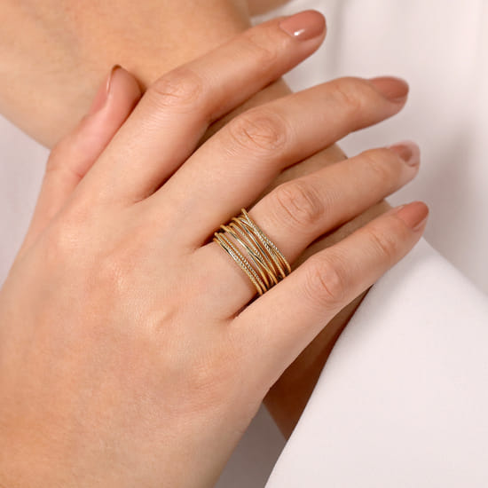 14K Yellow Gold Criss Crossing Twisted Rope Ring angle 5