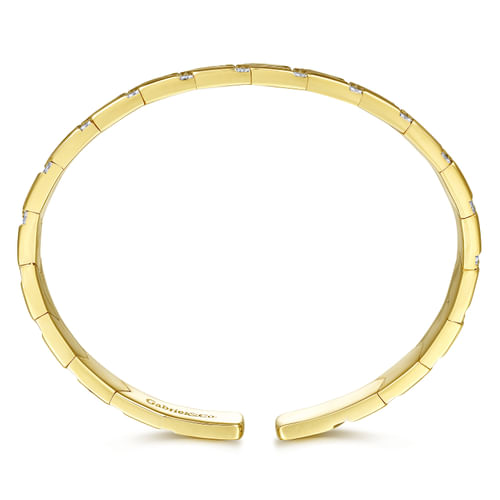 14K Yellow Gold Cuff Bracelet with Pavé Diamond Chevron Stations