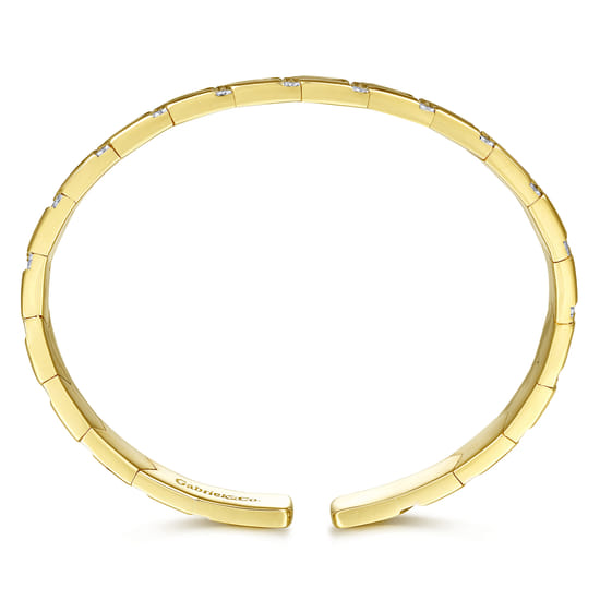 14K Yellow Gold Cuff Bracelet with Pavé Diamond Chevron Stations angle 3