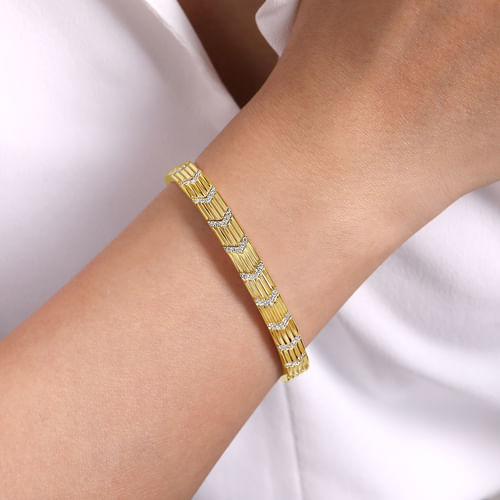 14K Yellow Gold Cuff Bracelet with Pavé Diamond Chevron Stations