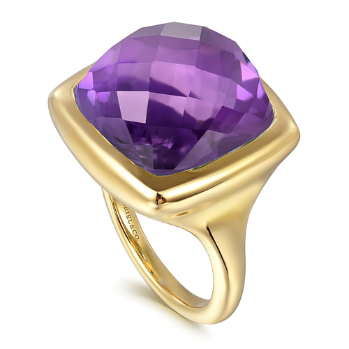 14K Yellow Gold Cushion Cut Amethyst Ladies Ring With Flower Pattern J-Back