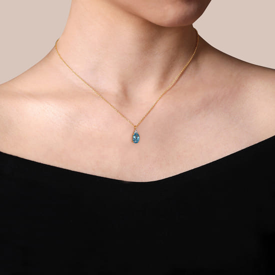 14K Yellow Gold Diamond And Swiss Blue Topaz Pendant Necklace angle 3