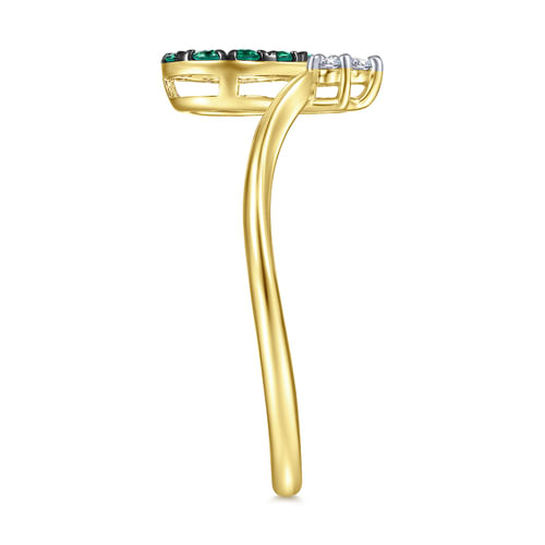 14K Yellow Gold Diamond Chevron Ladies' Ring