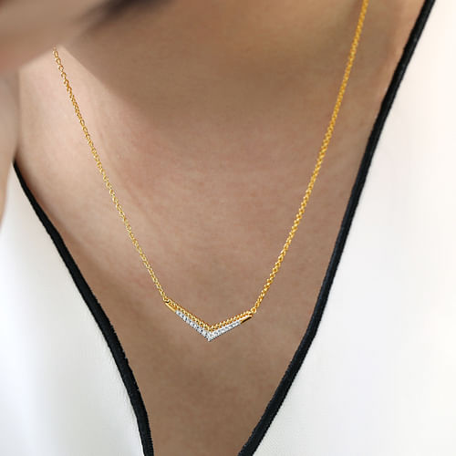 14K Yellow Gold Diamond Chevron Necklace