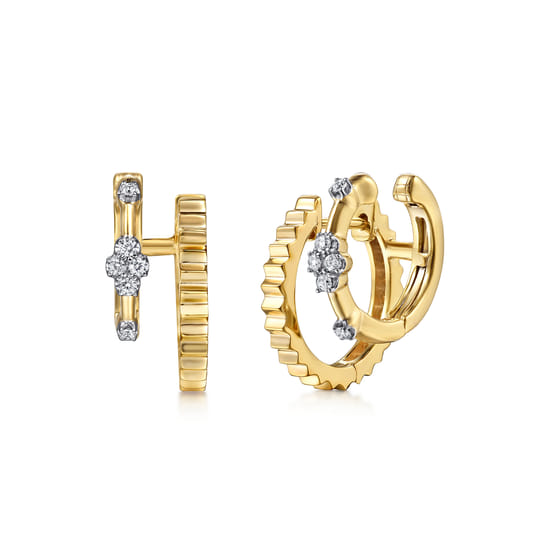14K Yellow Gold Diamond Clover and Diamond Cut Texture Stuggies Earrings 14K Yellow Gold Diamond Clover and Diamond Cut Texture Stuggies Earrings