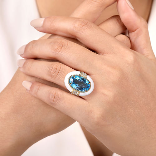 14K Yellow Gold Diamond and Blue Topaz Fashion Ring With White Enamel